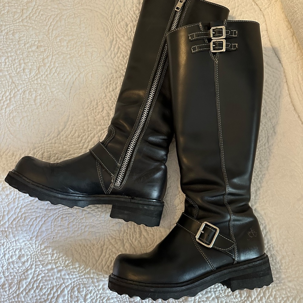 John Fluevog “Bond Girl” boots women’s sz 7 men’s sz 5